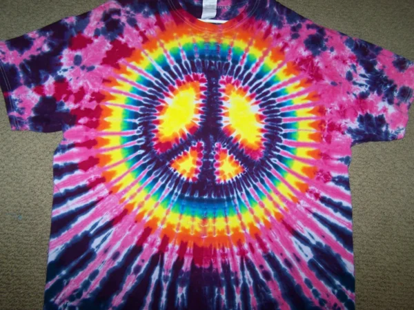 multicolor t shit with Peace Sign Giant