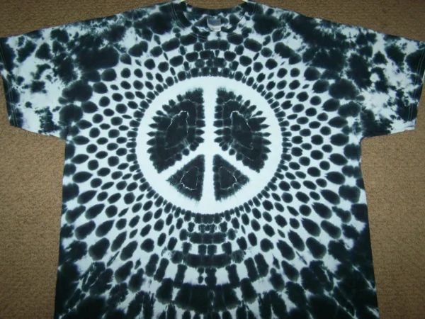 black color t shirt with Peace Sign Giant